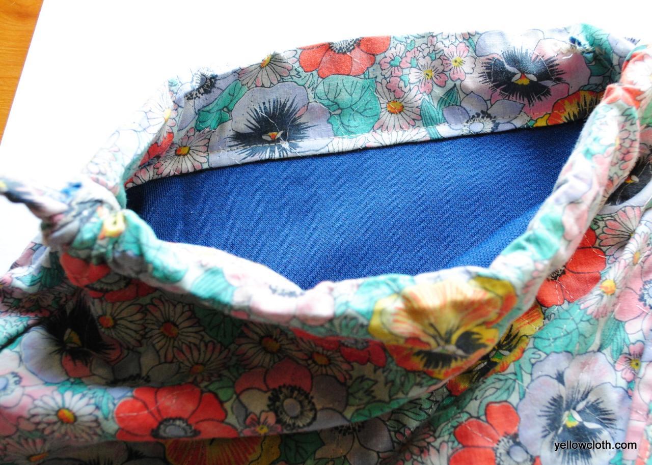 How to Sew a Drawstring Bag-Easy 30-minute project - Nana Sews How to Sew a Drawstring Bag-Easy 30-minute project - Nana Sews