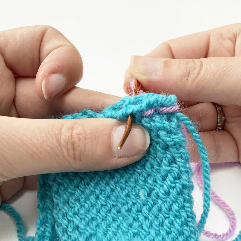 Tutorial – working a backstitch seam - La Visch Designs Tutorial – working a backstitch seam - La Visch Designs