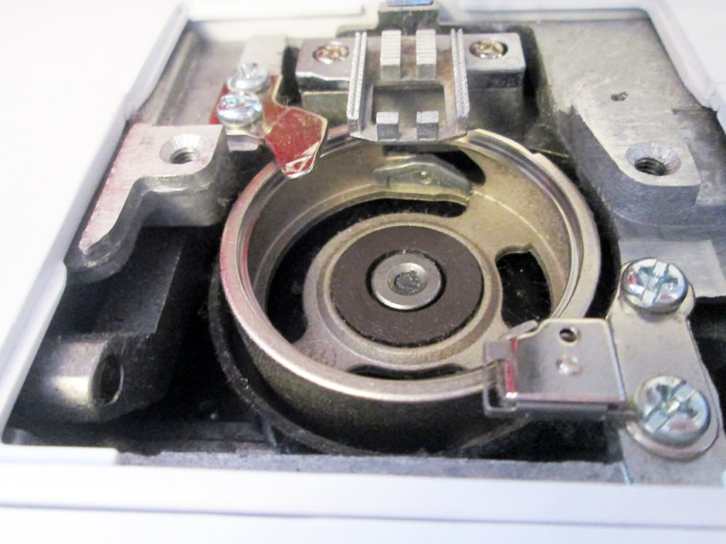 How to Fix a Jammed Sewing Machine - Tea and a Sewing Machine