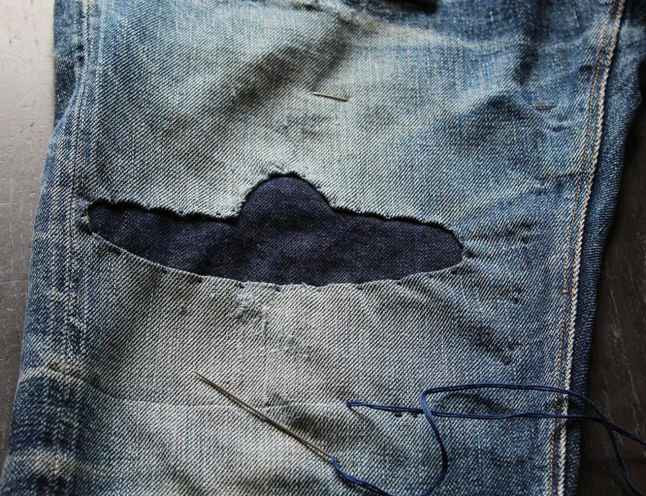 How to Patch a Hole in a Pair of Jeans (and make it look good!) - I Am ...