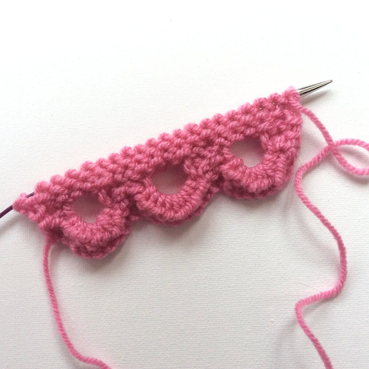 Tutorial: knitting a scalloped edge - La Visch Designs Tutorial: knitting a scalloped edge - La Visch Designs