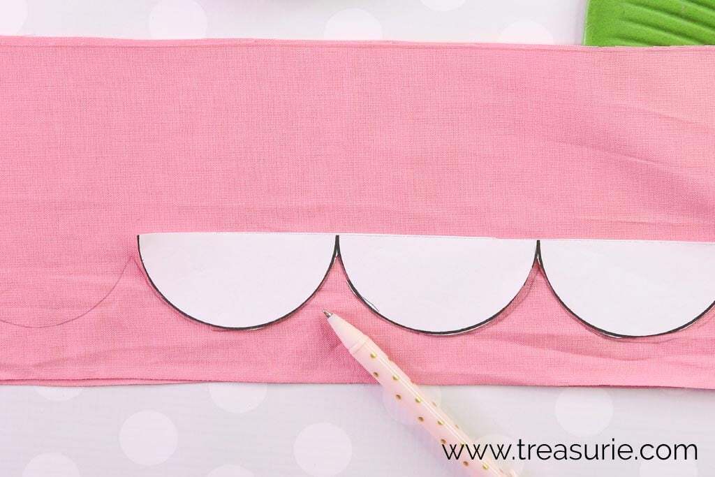 SCALLOPED EDGES - Sewing Tutorial with Template | TREASURIE SCALLOPED EDGES - Sewing Tutorial with Template | TREASURIE